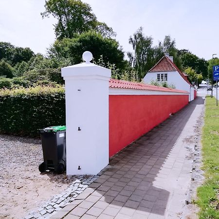 Den Gamle Kro Ved Gram Slot Esterno foto